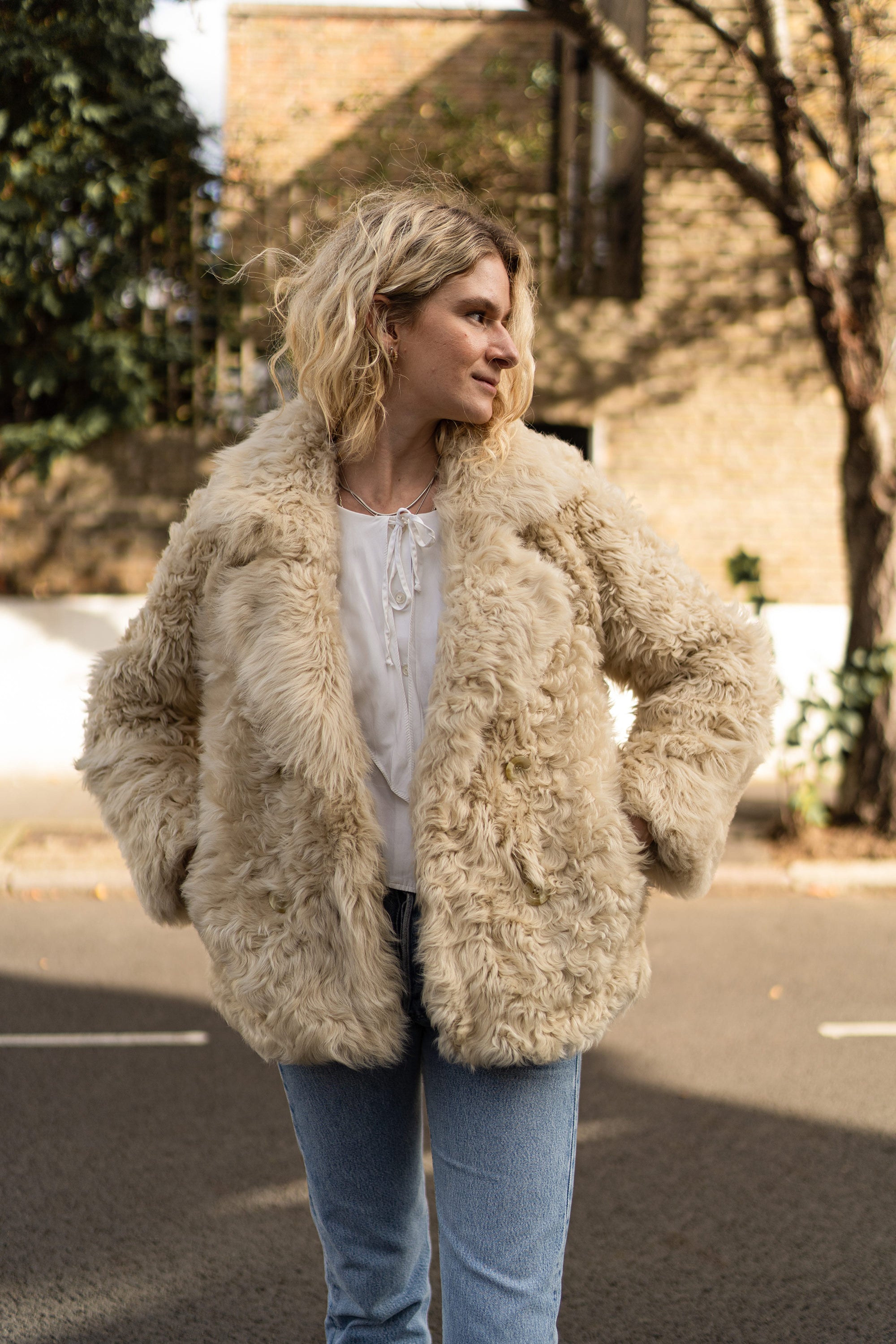 Vanilla Curly Short Shearling Jacket – Dlux London Ltd
